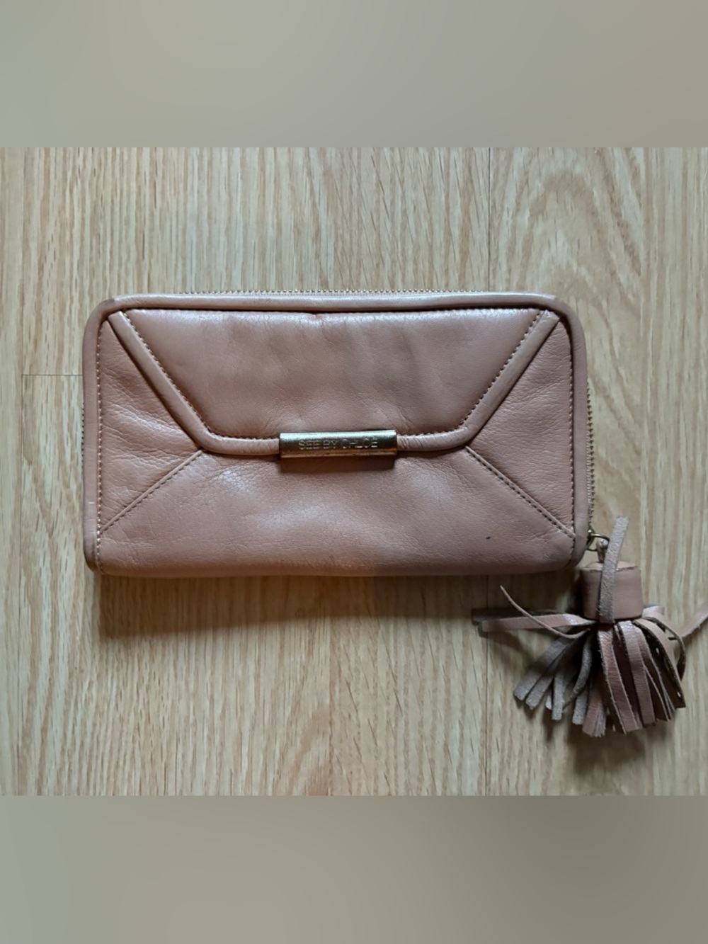 See by Chloe - real Leather Zip-Around Wallet with Tassel - Blush